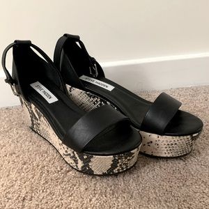 NWOT Steve Madden Espadrilles